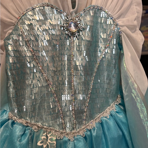 Disney Store Frozen Elsa Costume Dress – Size 5/6 – Excellent Condition - Picture 7 of 7